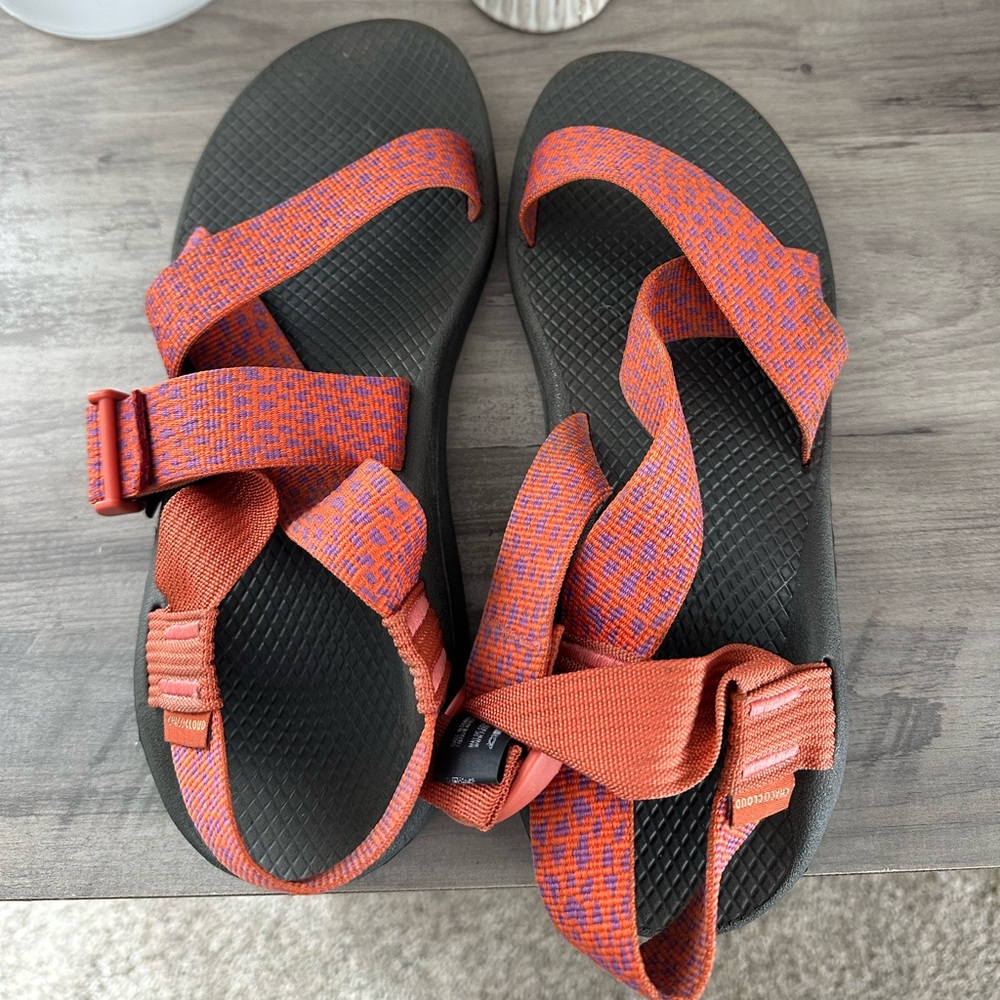 Chacos!